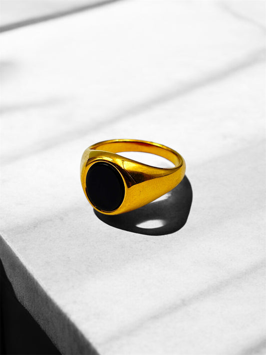 Elno Oval Signet Ring