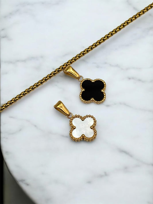Clover Minimal Necklace