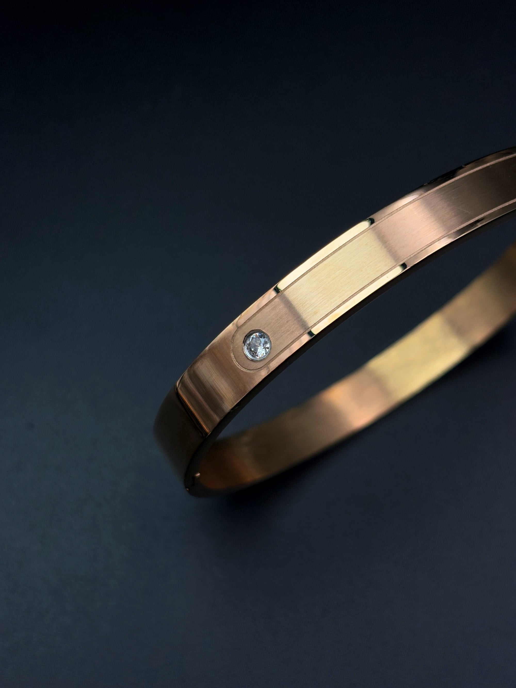 Aurum Single Diamond Rosegold Kada