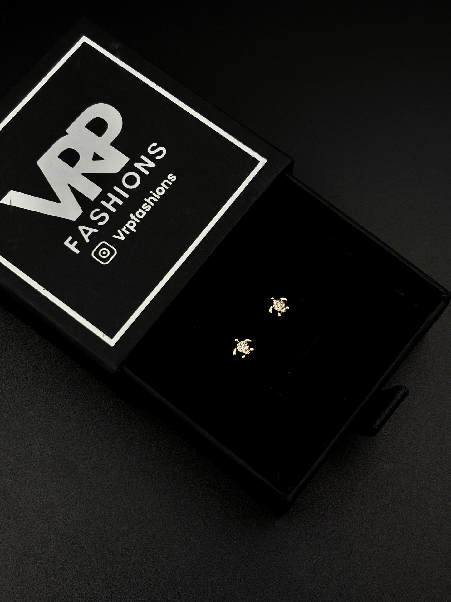 Turtle Studs