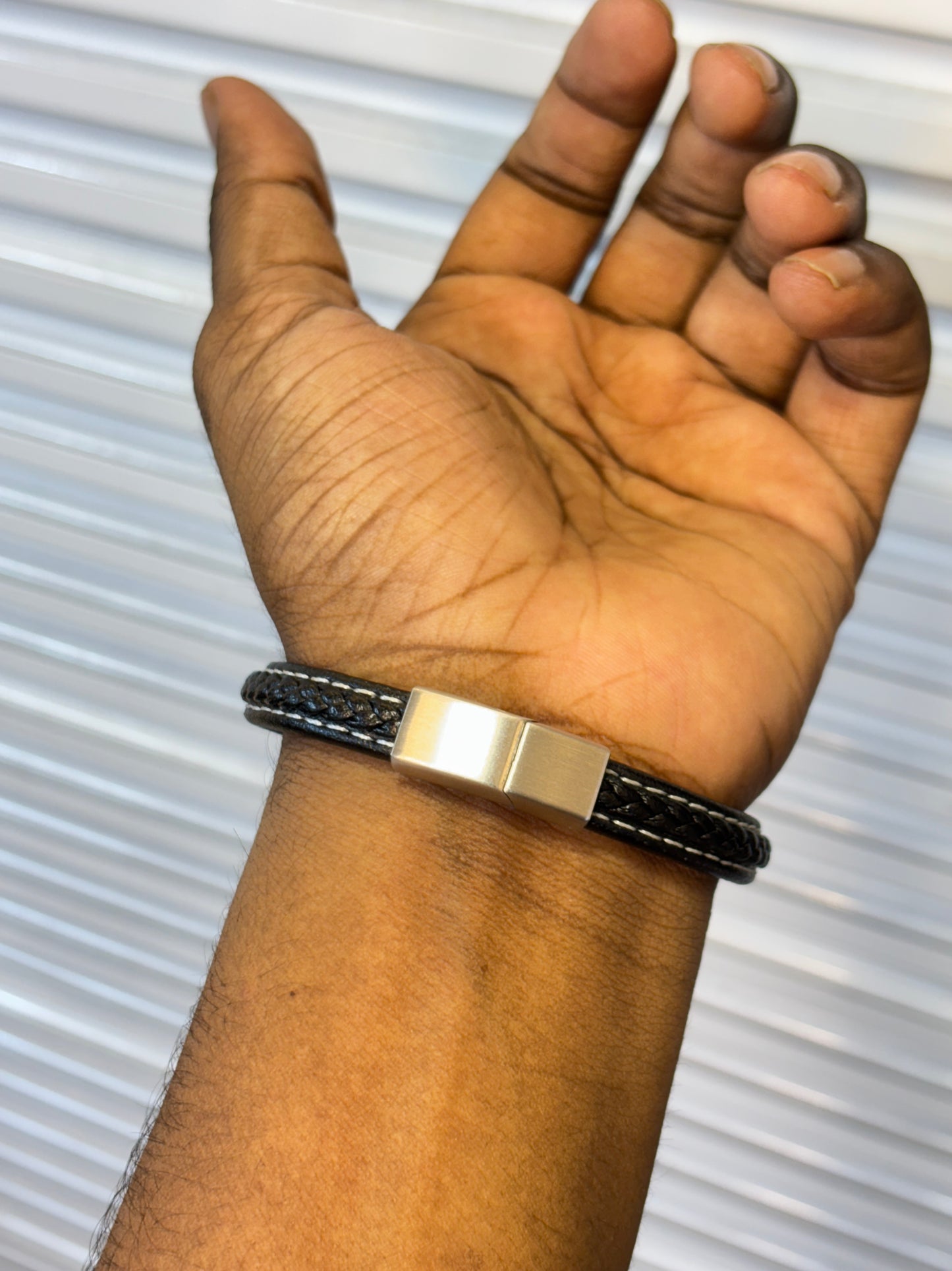 Classic Leather Bracelet with Adjustable Lock