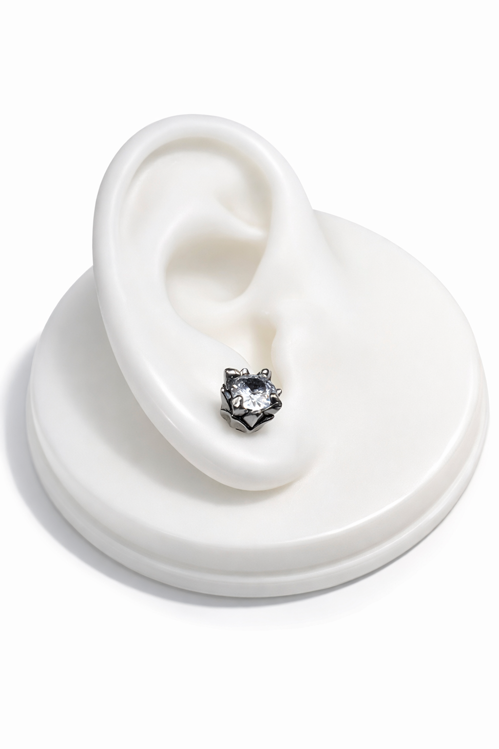 Solitaire Apex Claw Studs