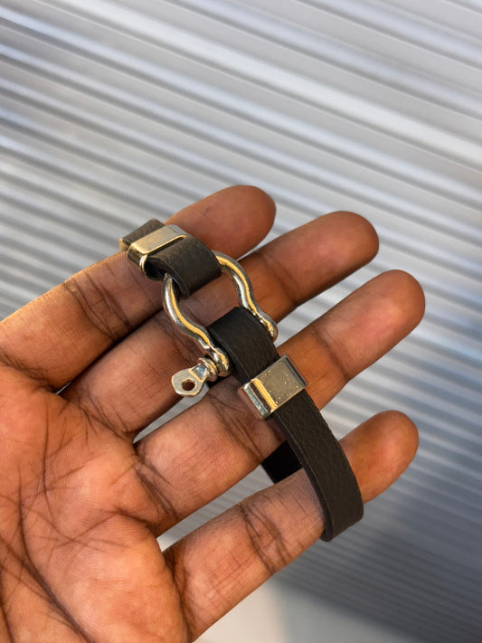 Horse Shoe Leather Bracelet