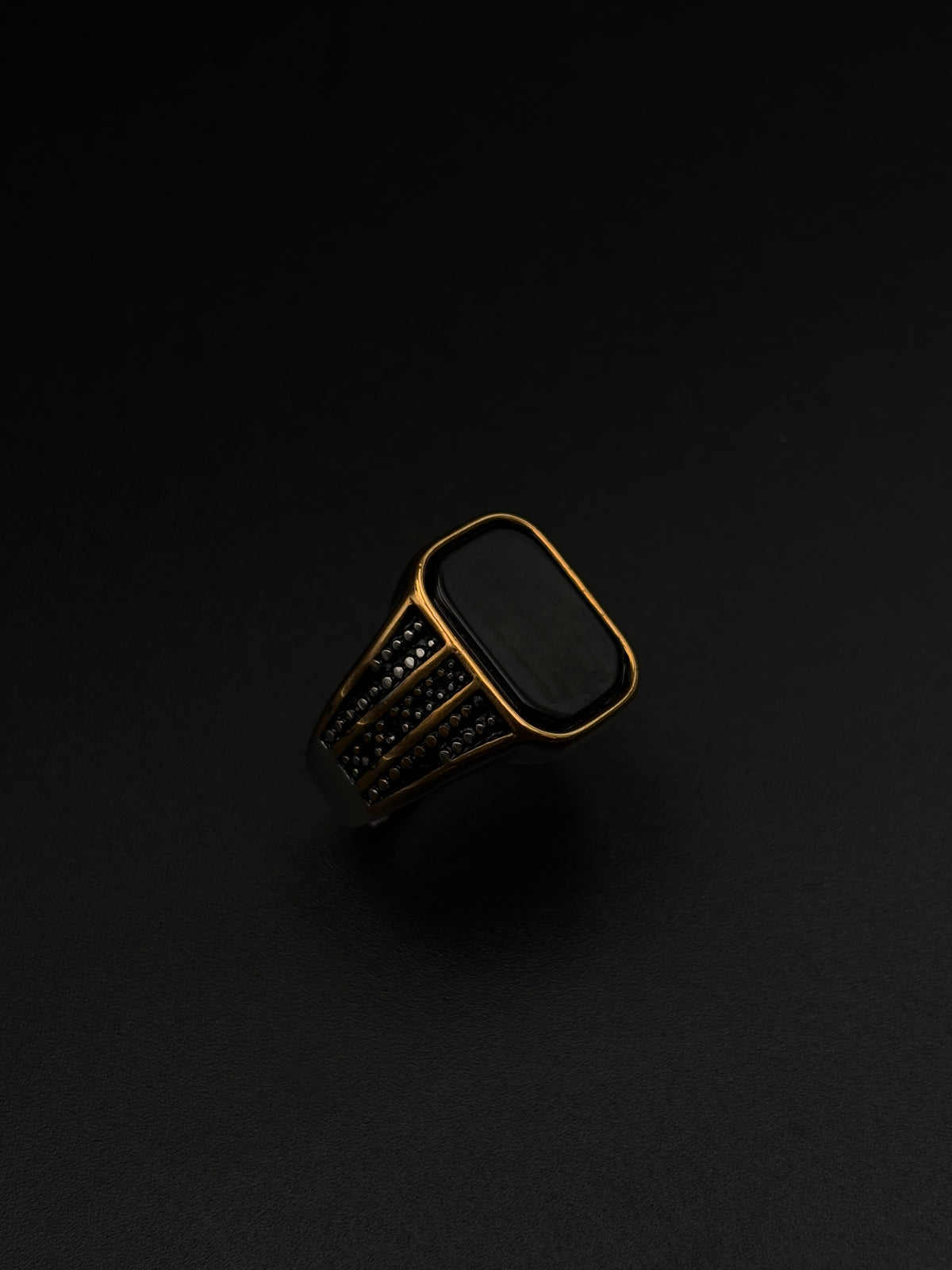 Strix Ring