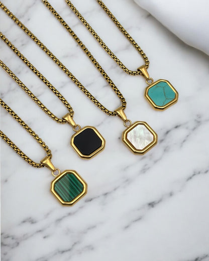 Noir Signet Pendent Necklace