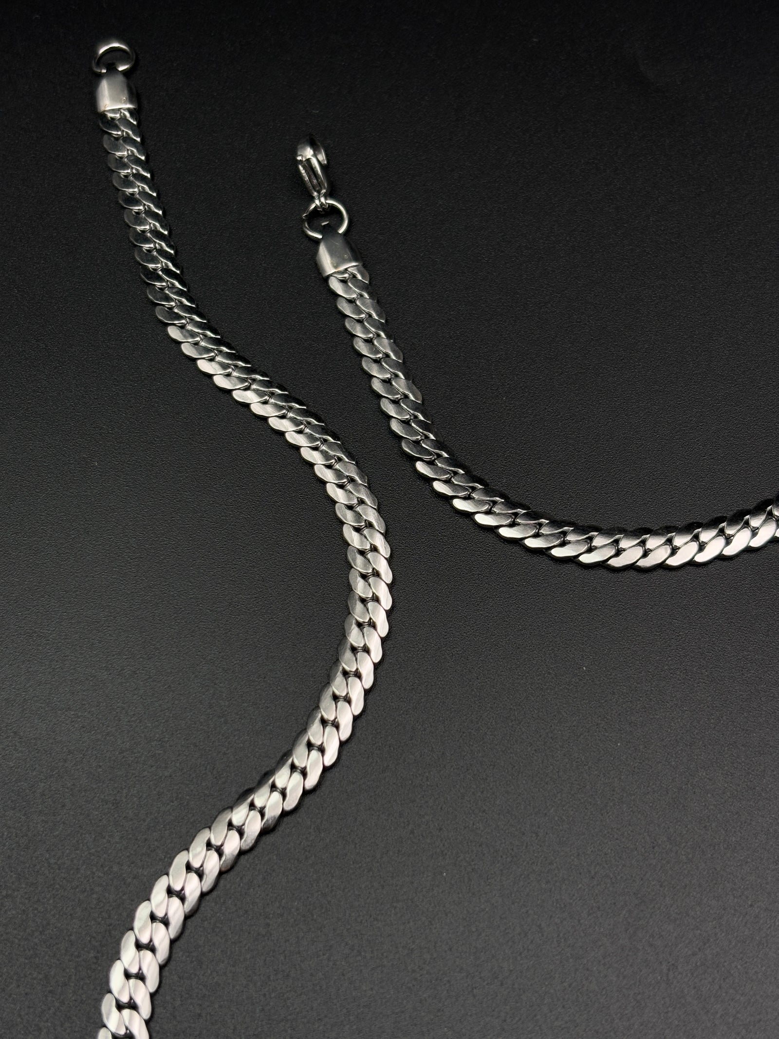 Stylish Omega Chain Necklace For Men