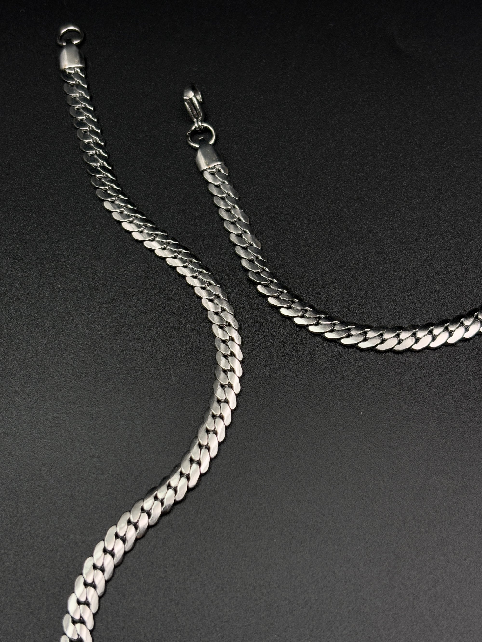 Stylish Omega Chain Necklace For Men