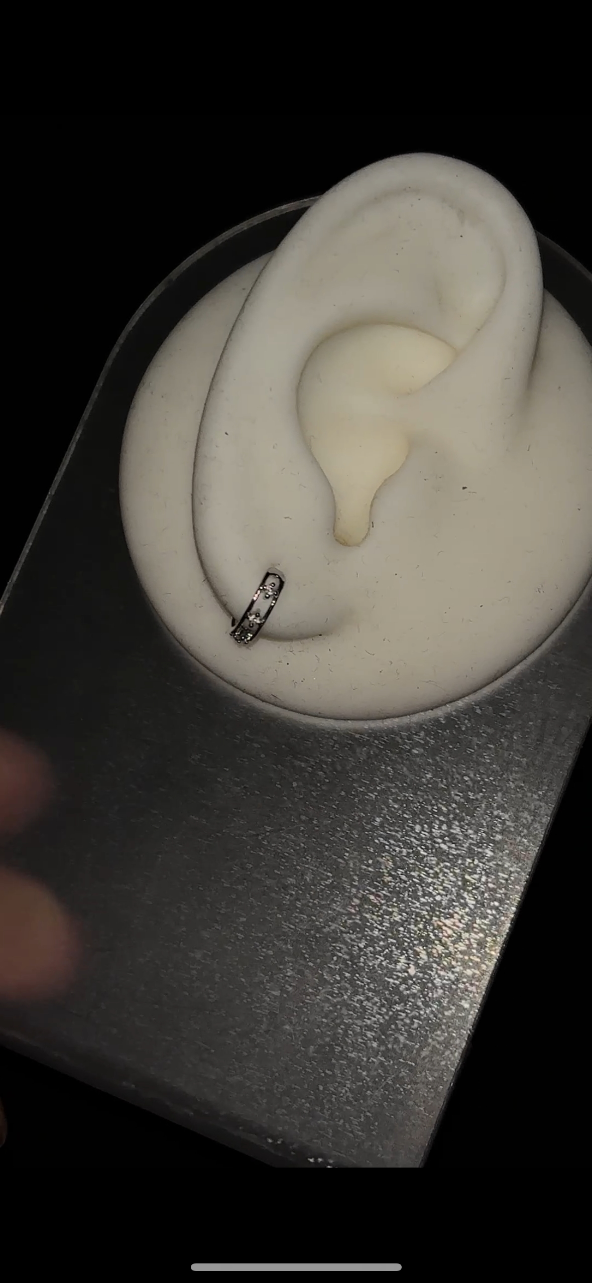 Clip-aura Non Pierced Ear Hoops
