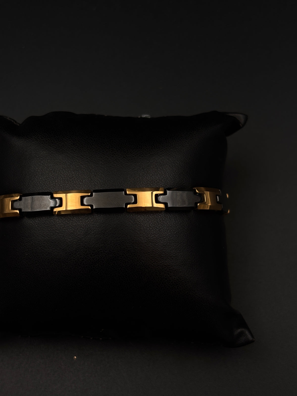 Ceramic Black Gold Fusion Bracelet