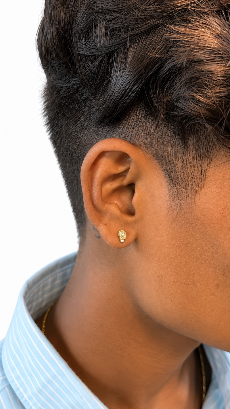Skull Studs - Gold