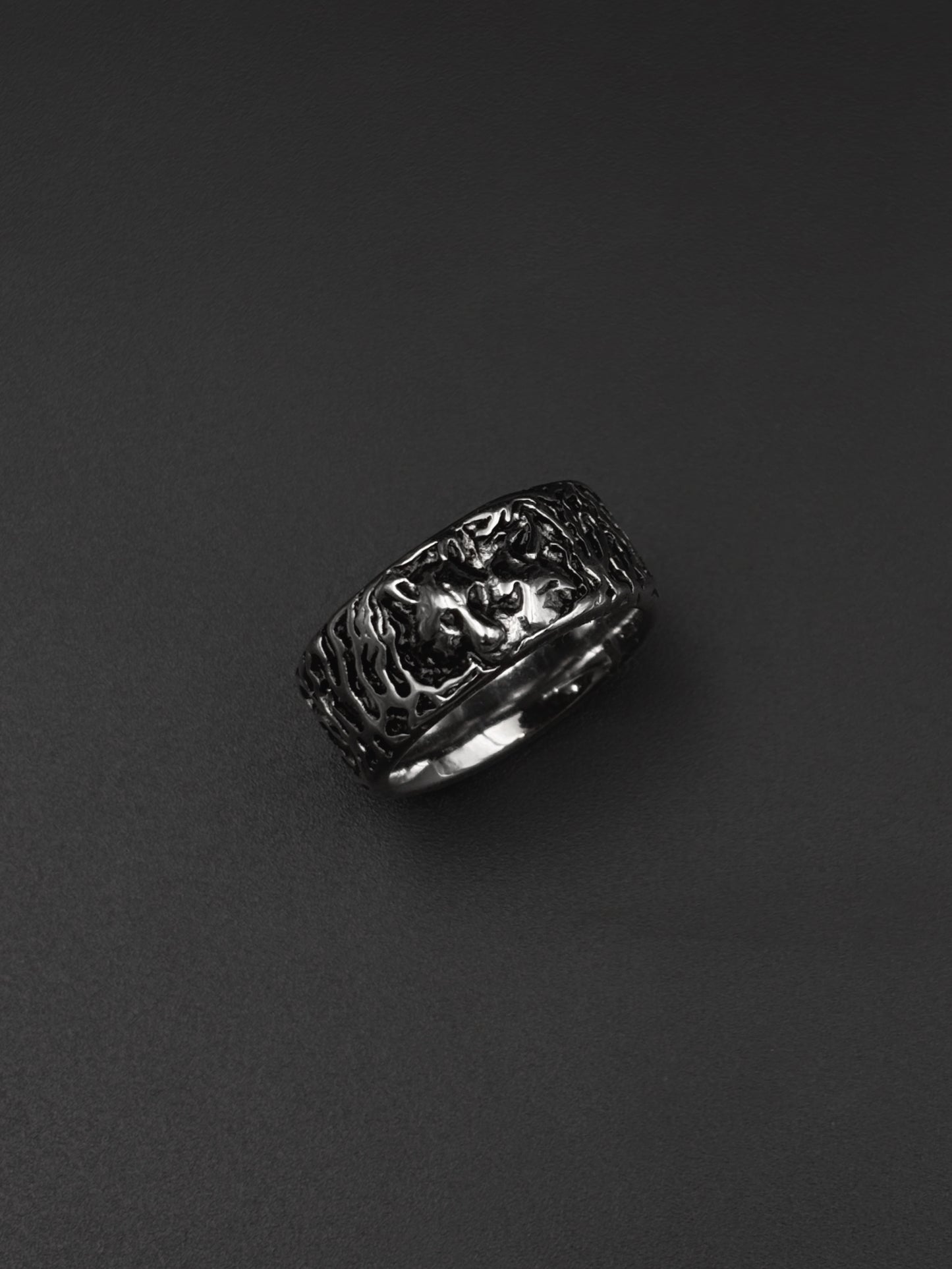 Hawl Wolf Ring