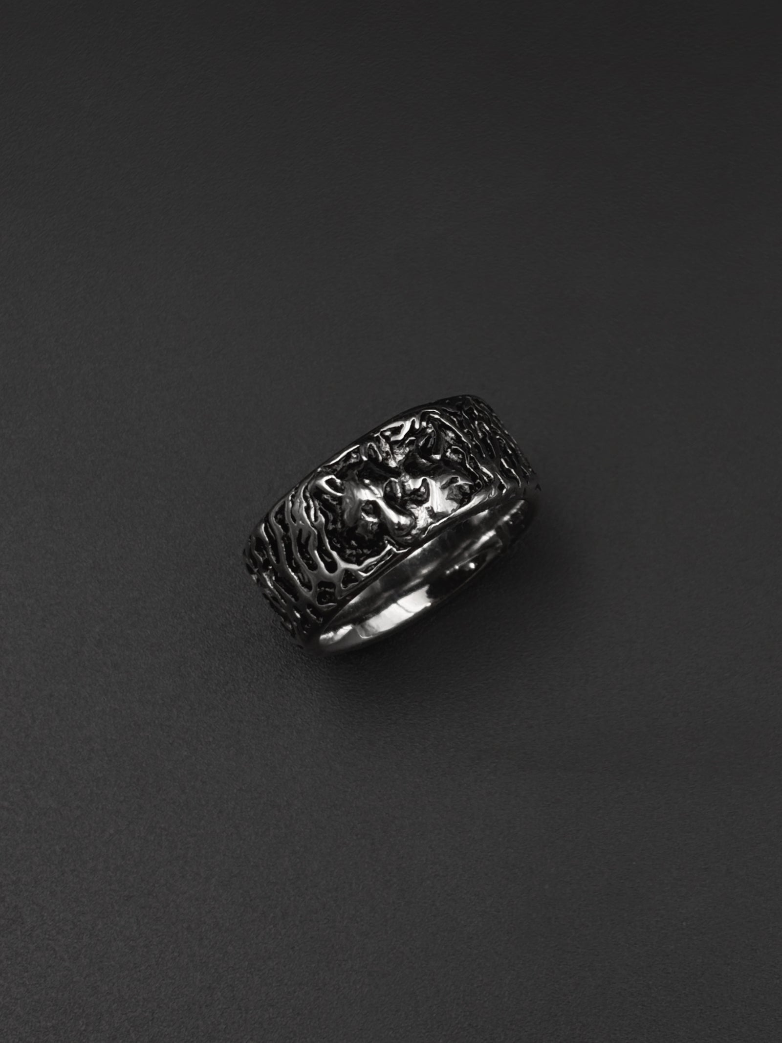 Hawl Wolf Ring