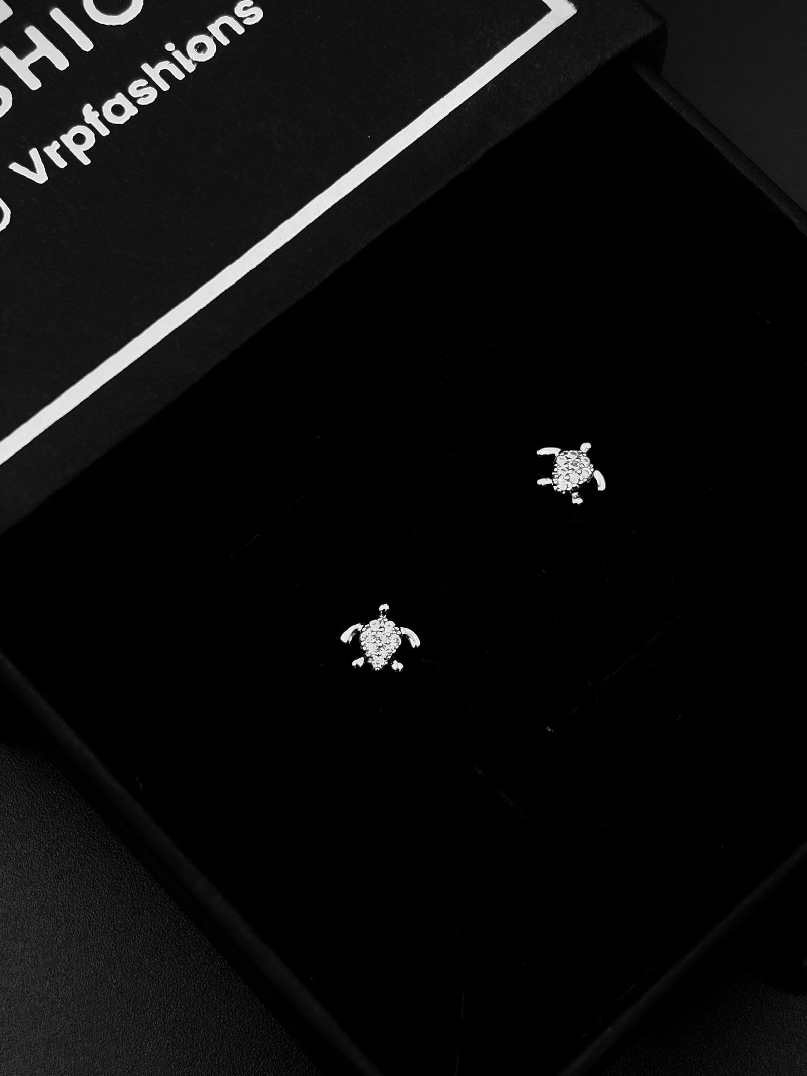 Turtle Studs