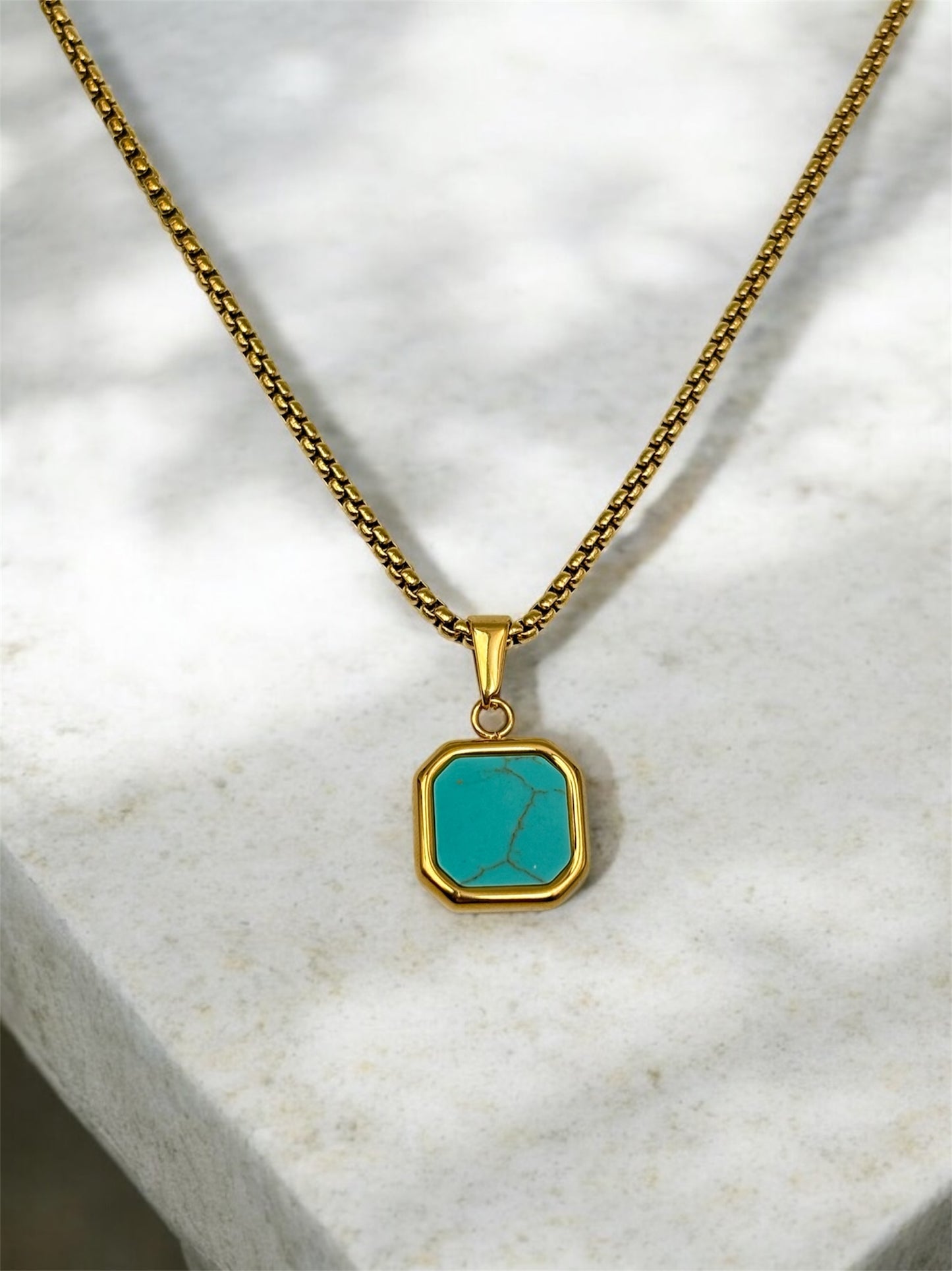 Noir Signet Pendent Necklace