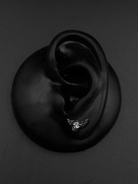 Solitaire Skull Earing