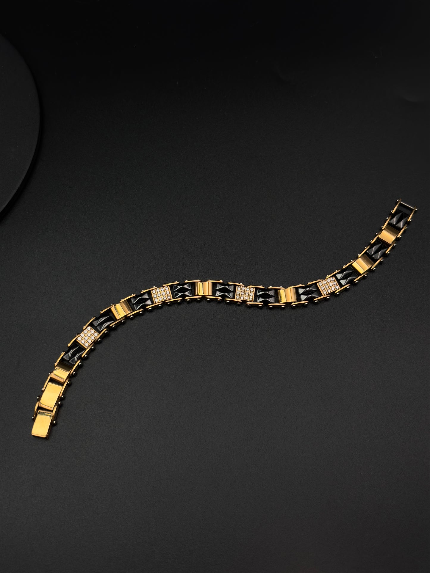 Zeric Bracelet