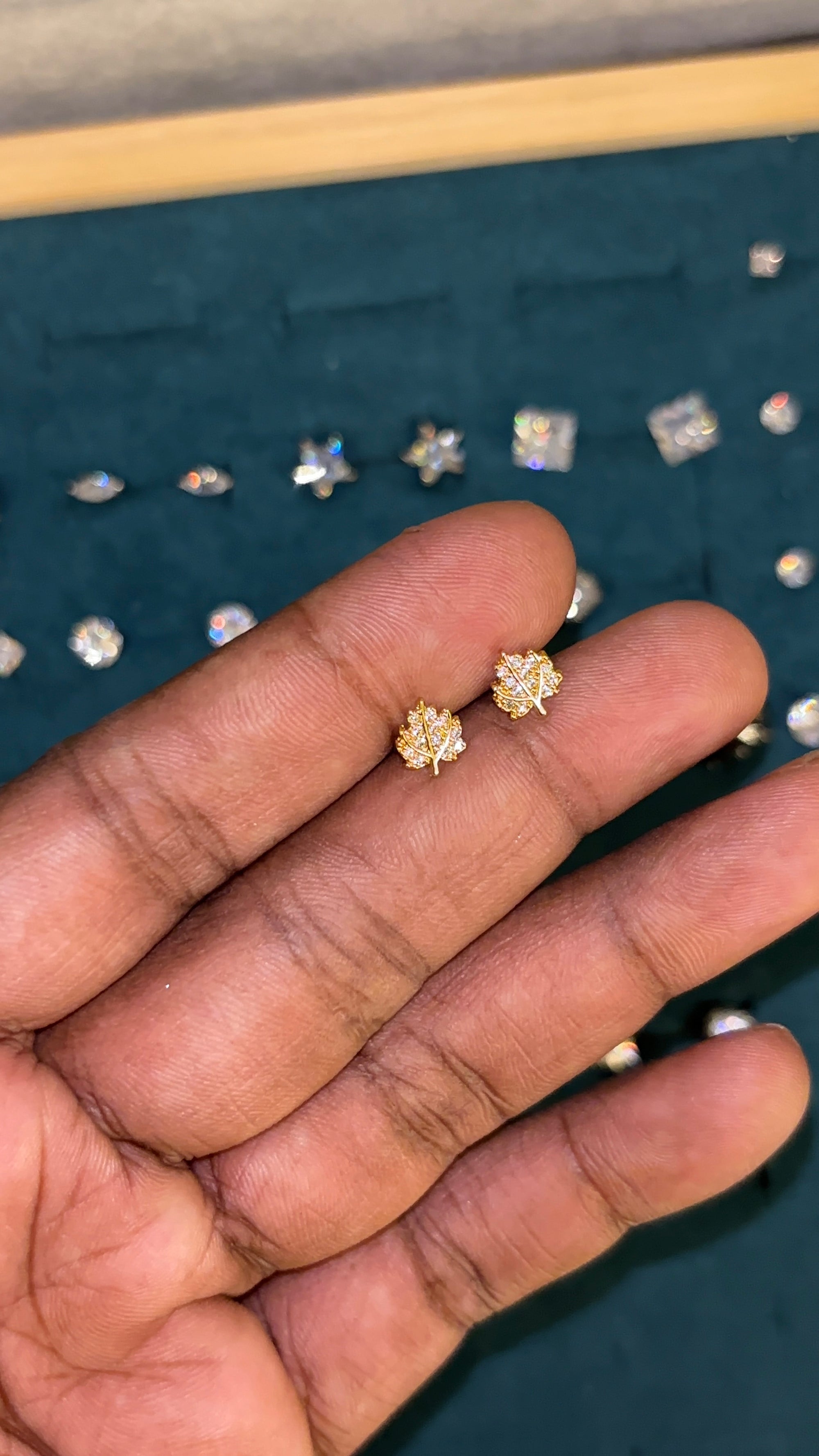 Maple - Leaf Men’s Designer Studs