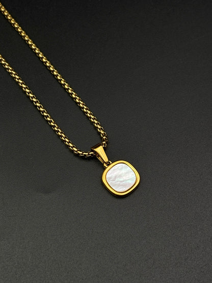 Square Pearl Signet Necklace