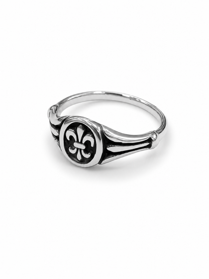 Fleur di lis - Signet Ring
