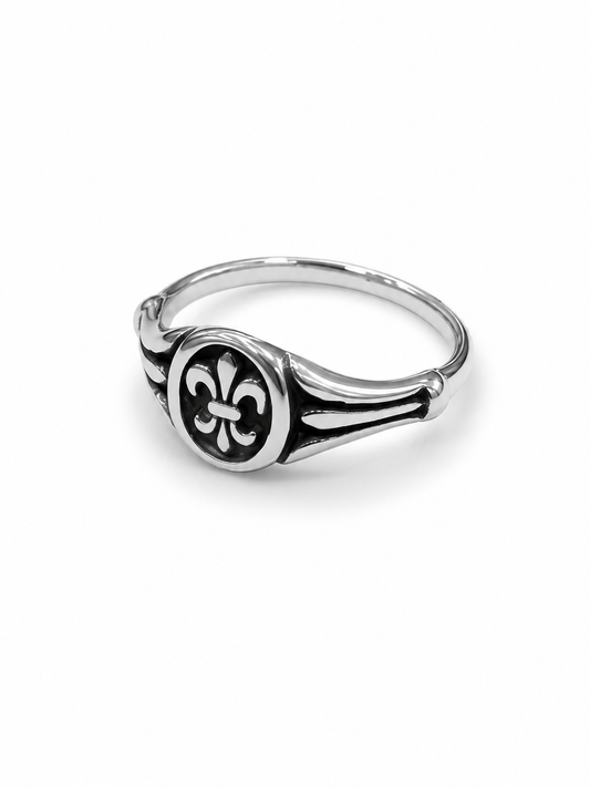 Fleur di lis - Signet Ring