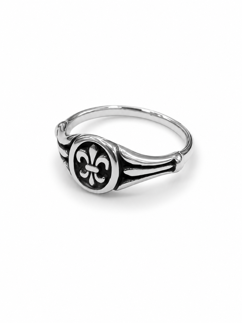 Fleur di lis - Signet Ring