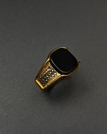 Boldro Signet Ring