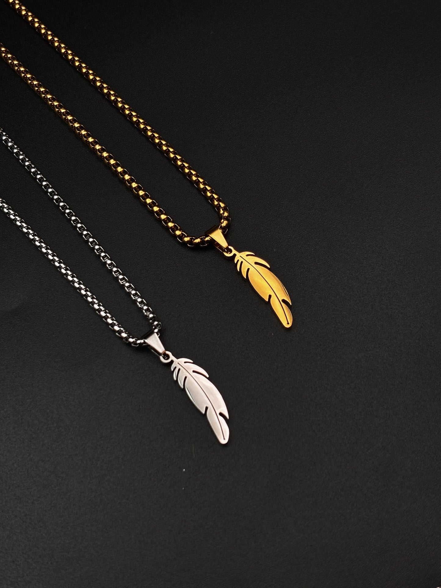 Wonder Lust Feather Necklace - Vrp Fashions 