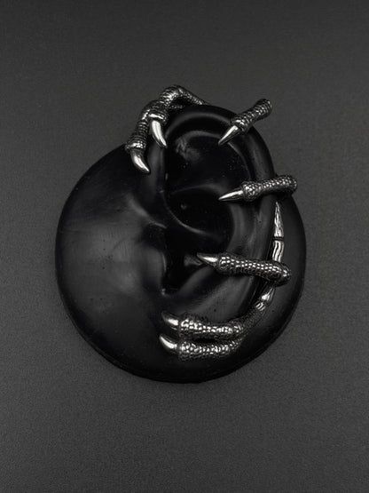 Dragon Claw Ear Cuff (Needs Piercings)