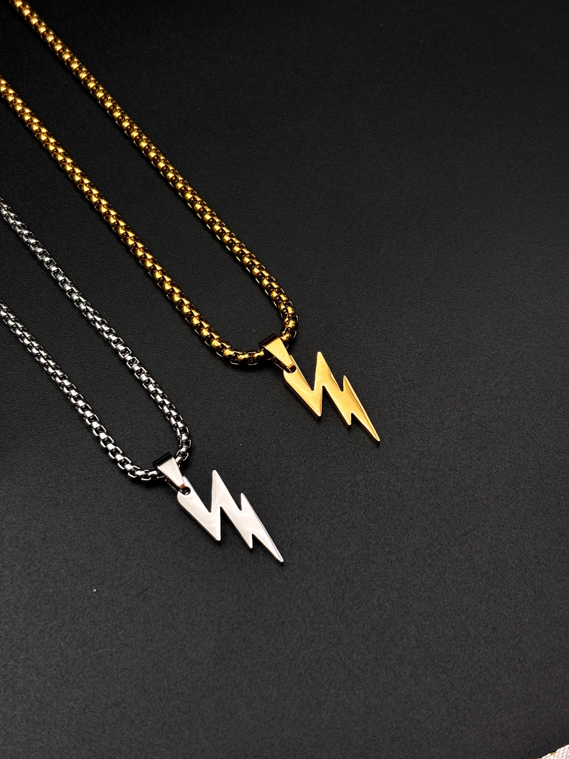 Flash Necklace - Vrp Fashions 