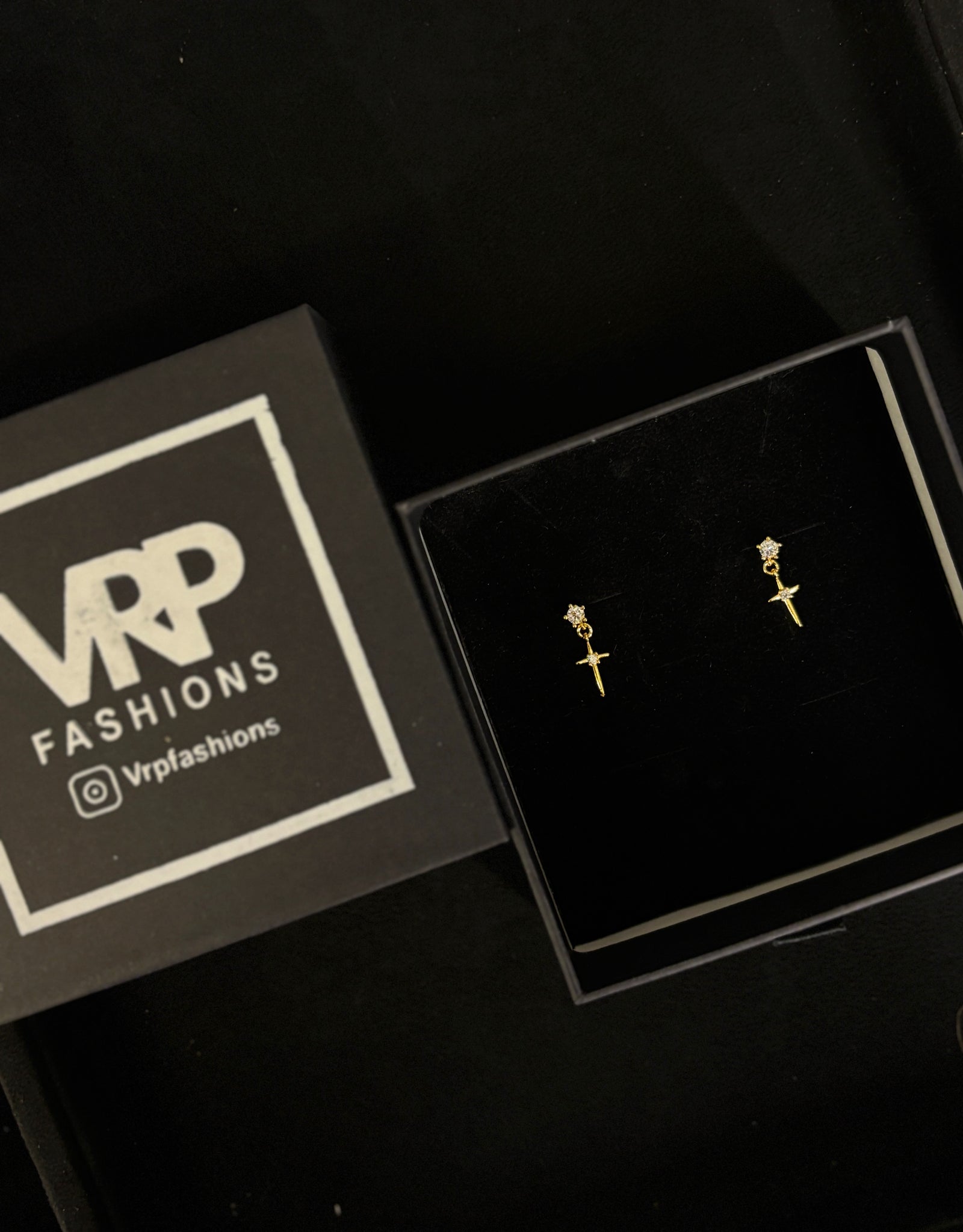 Spike Drop Earings