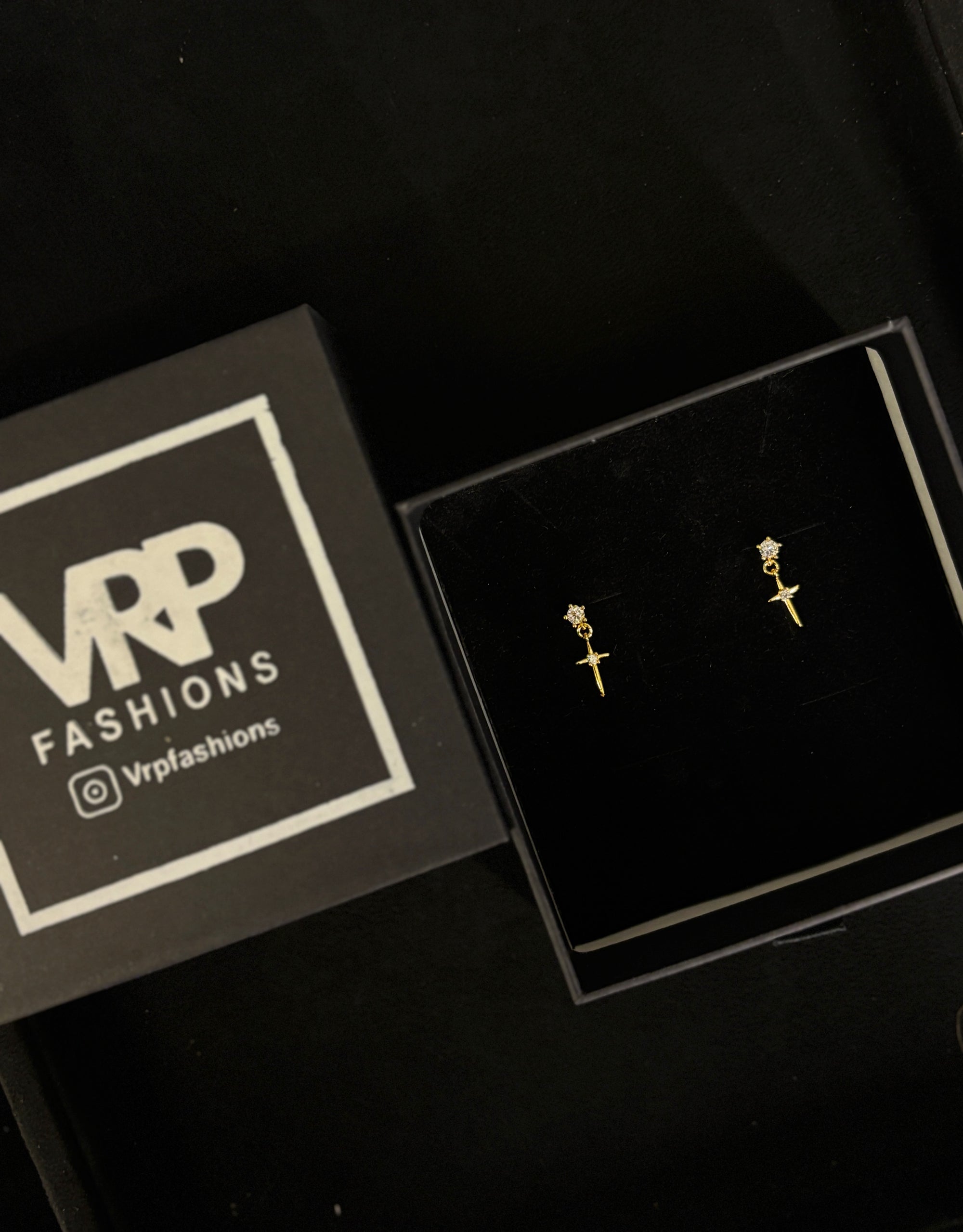 Spike Drop Earings