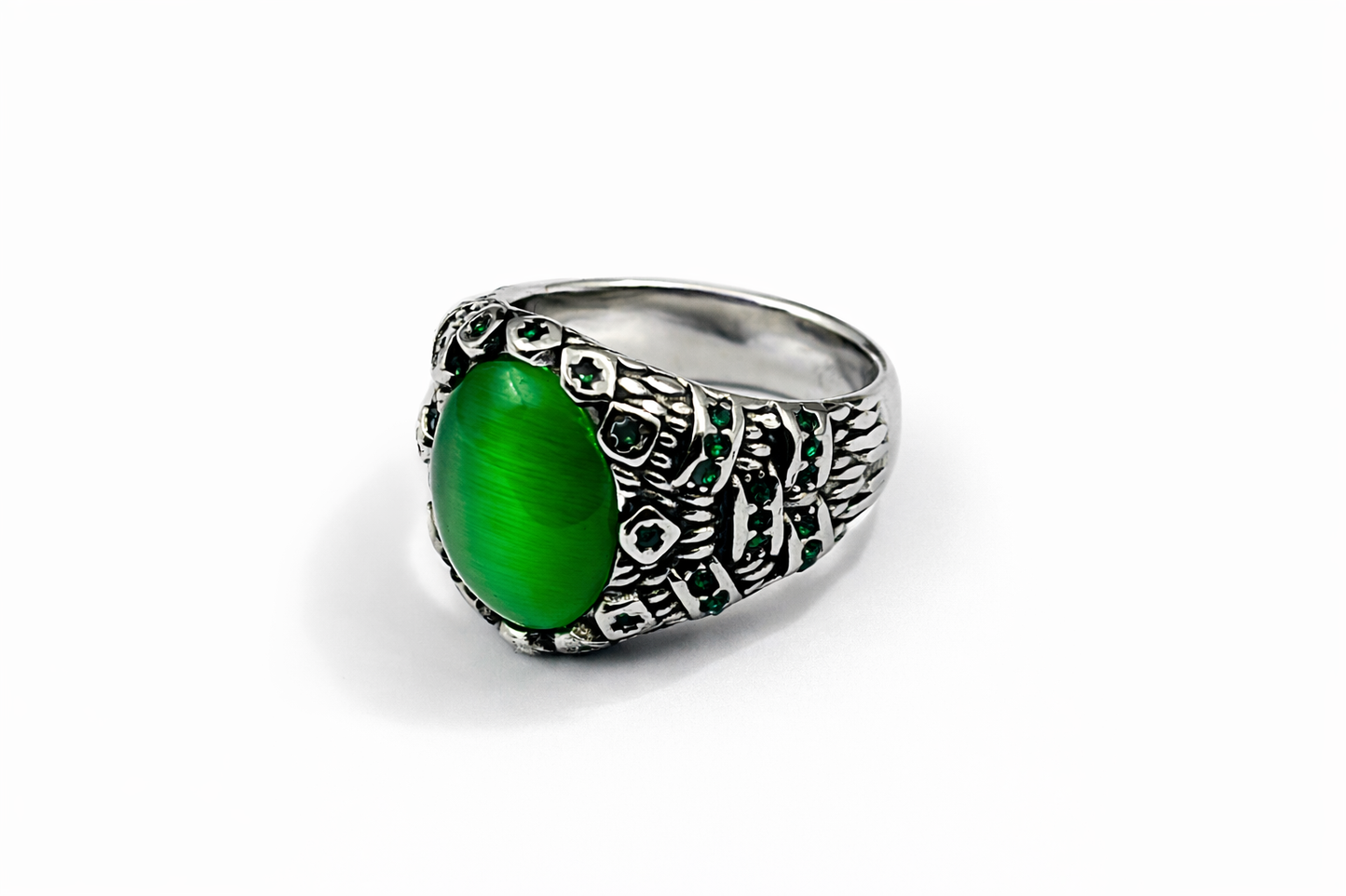 Emerald Stone Epic Ring