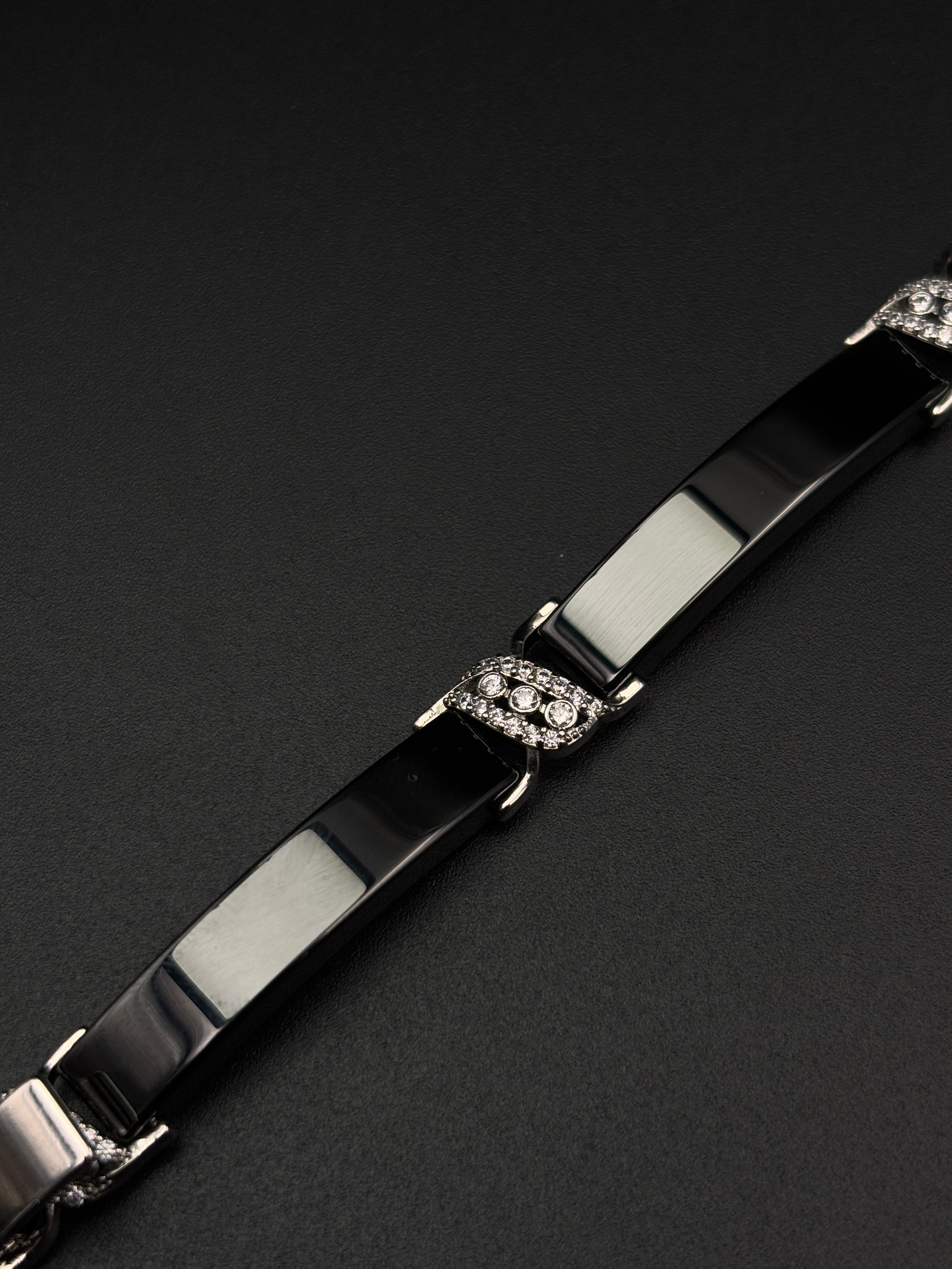 Cerion Ceramic