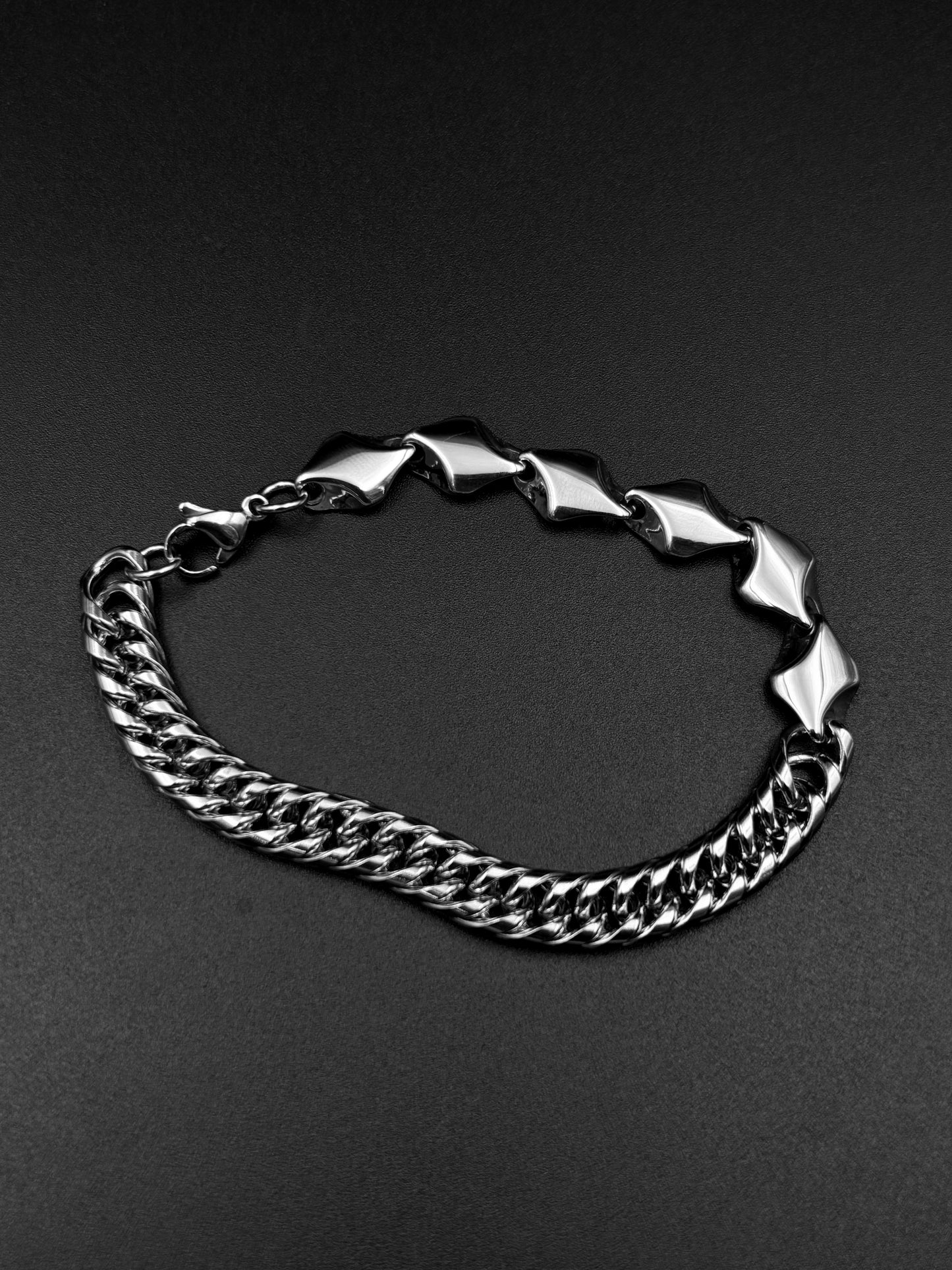 Fusion Wavey Chain Bracelet
