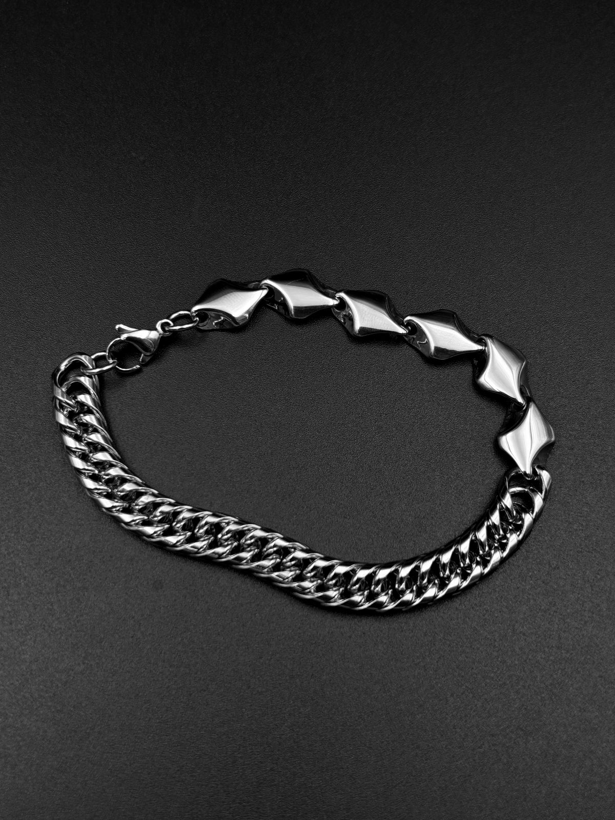 Fusion Wavey Chain Bracelet