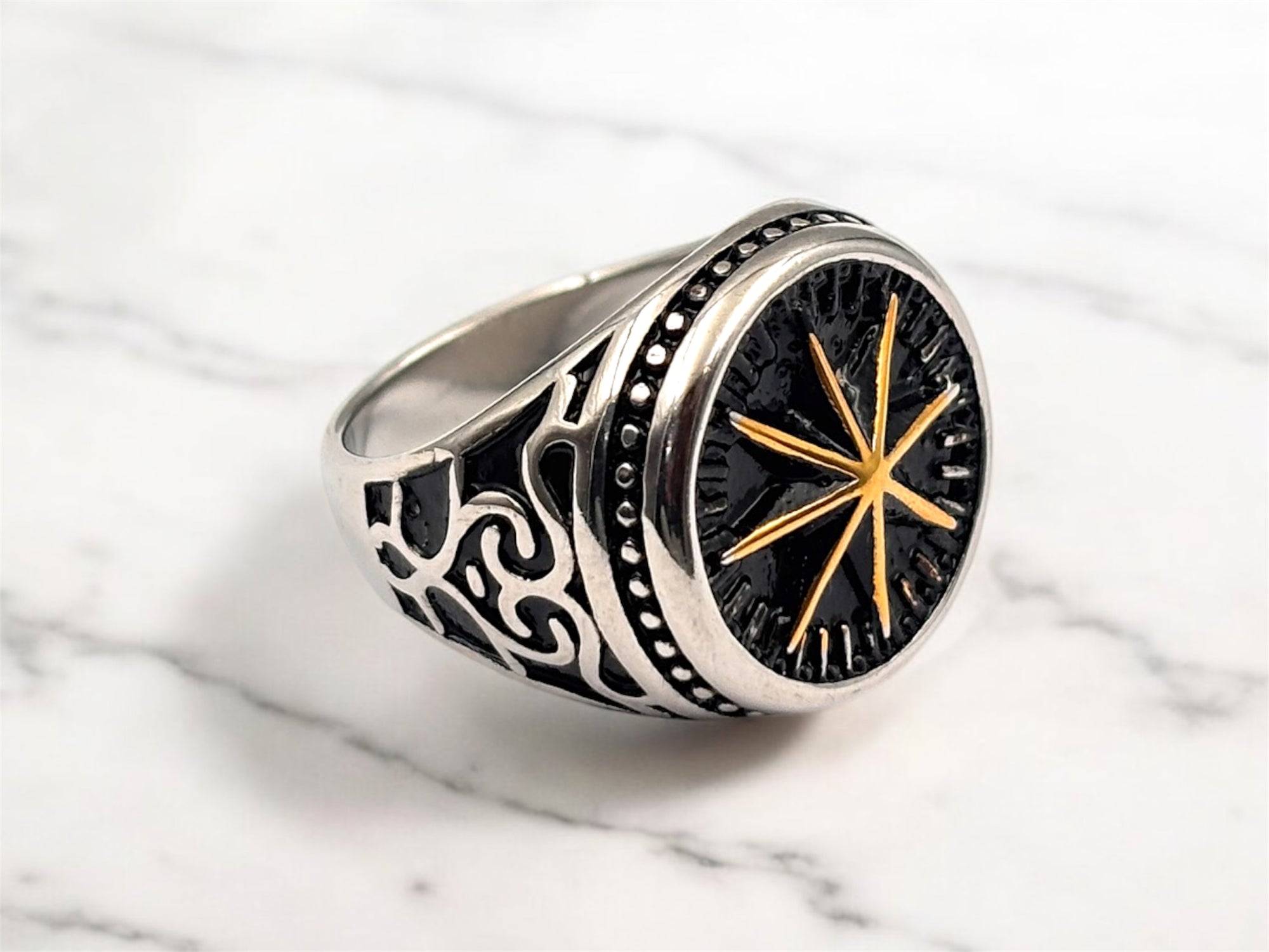 Retro Compass Ring