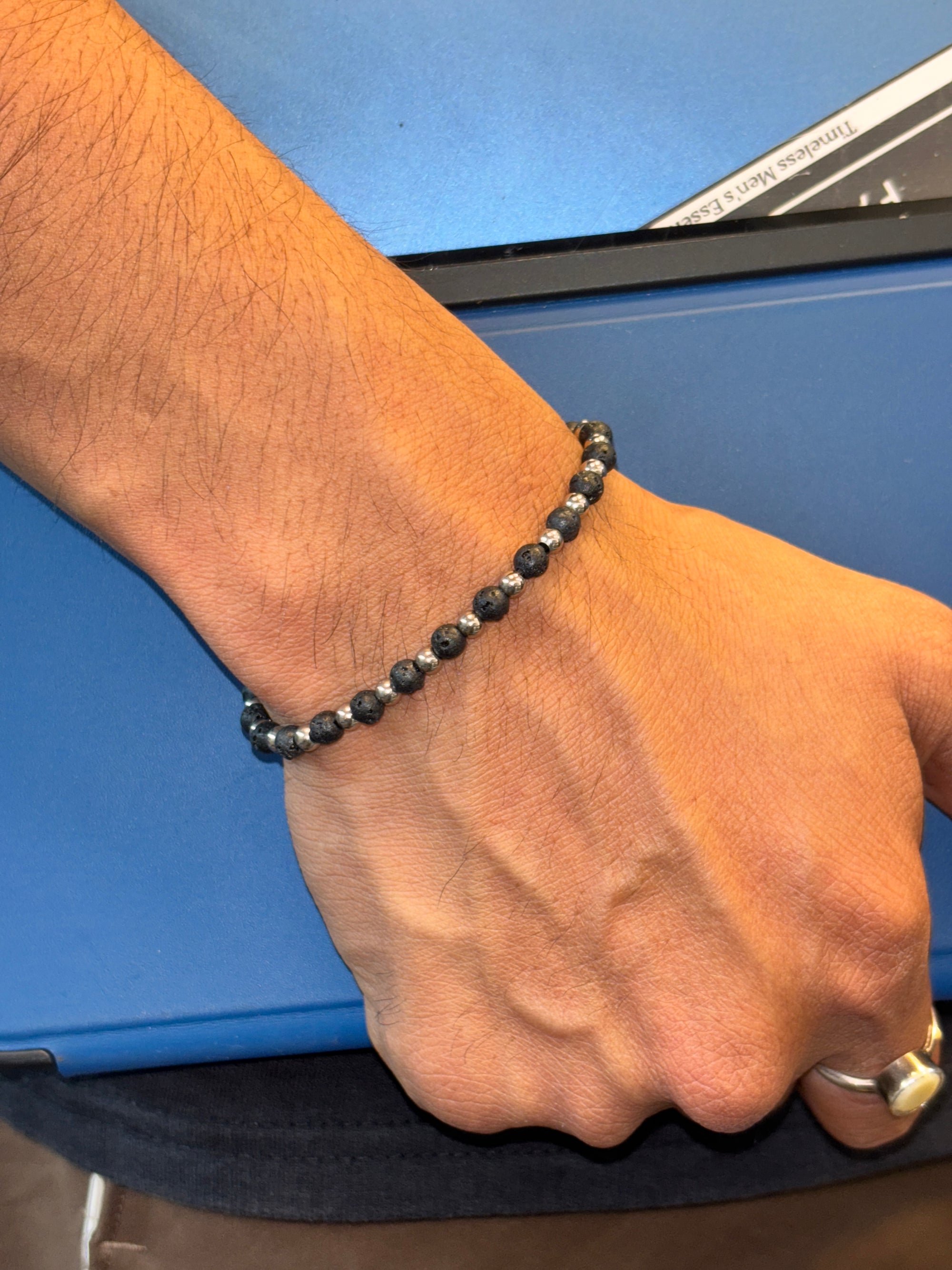 Minimalist - Metallic Stone Bracelet- Neev Collection