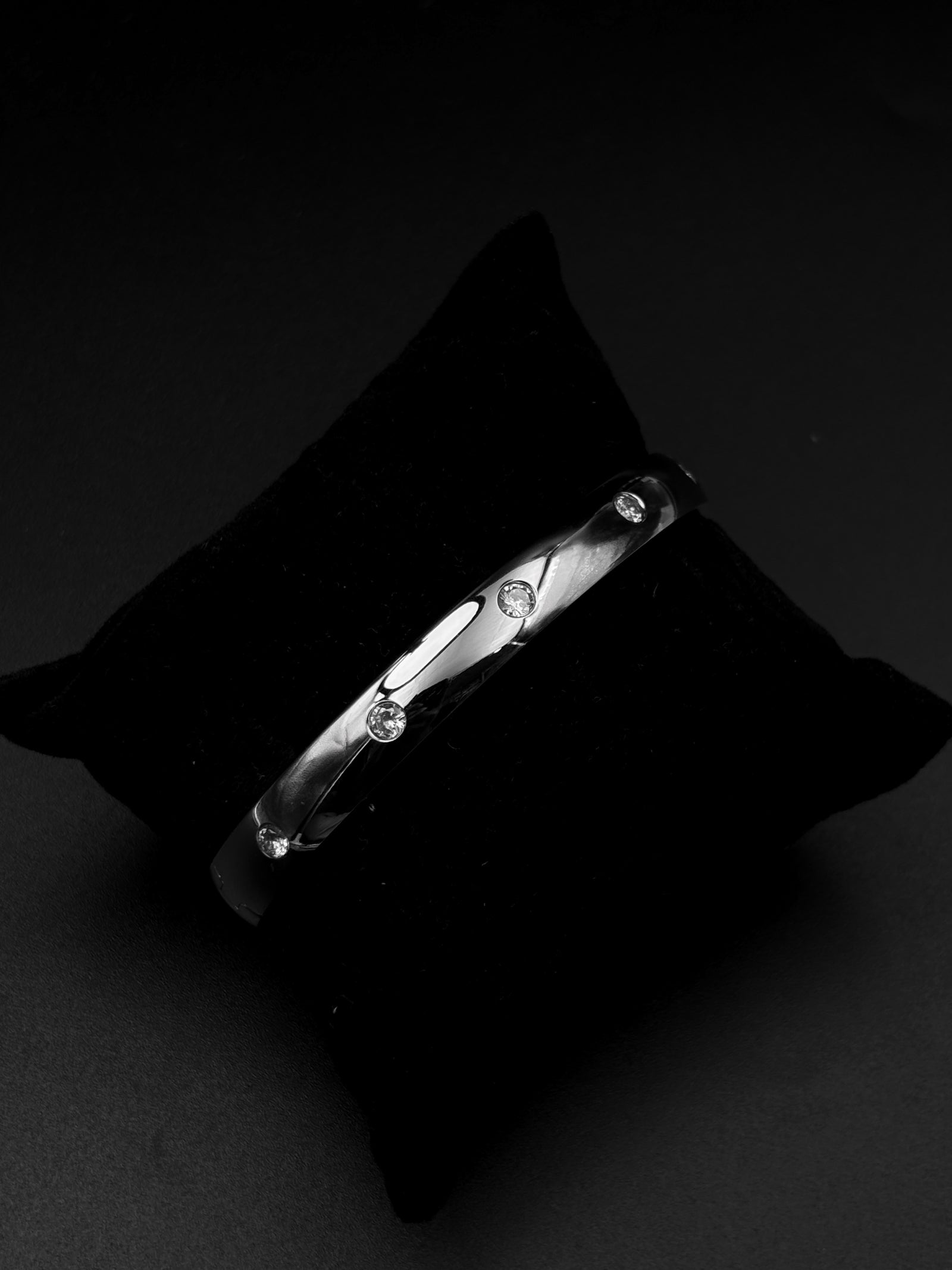 Orien Diamond Kada