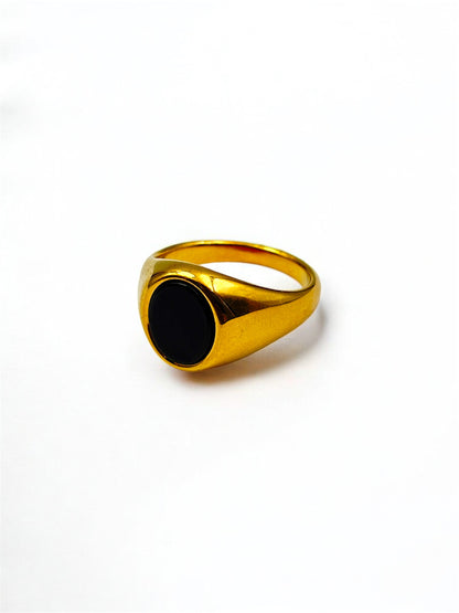 Elno Oval Signet Ring