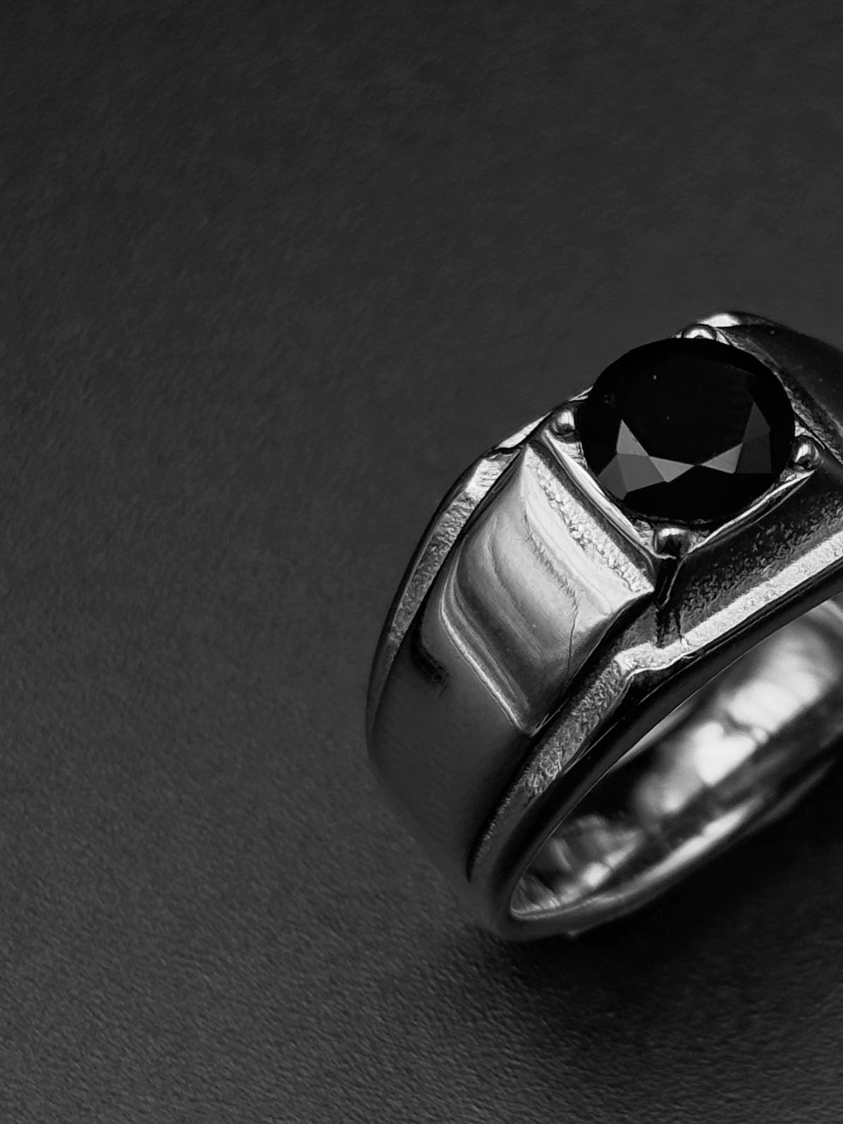 Figma Ring ~ Ring of February