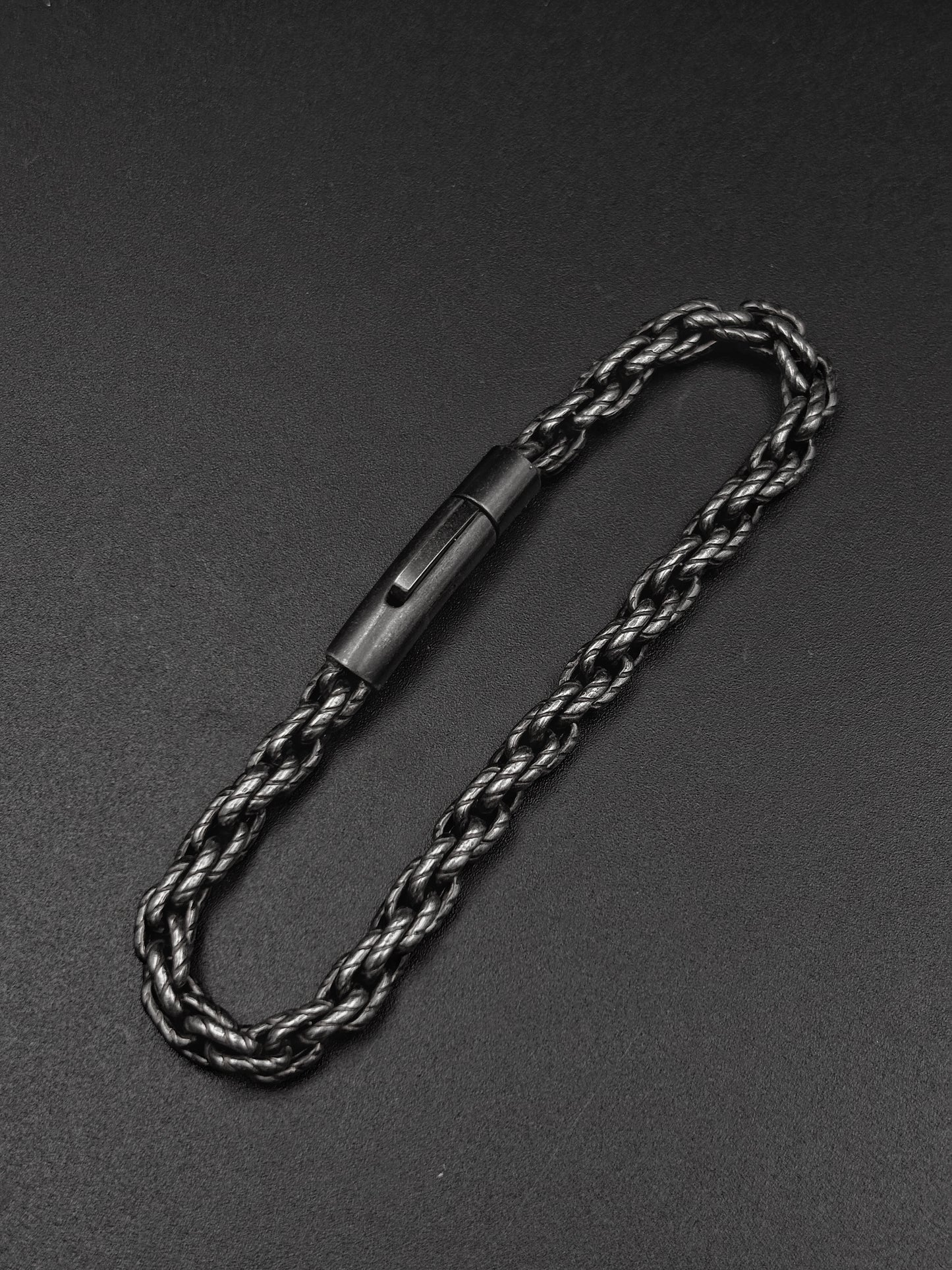 Twisted Chain Bracelet - Gunmetal