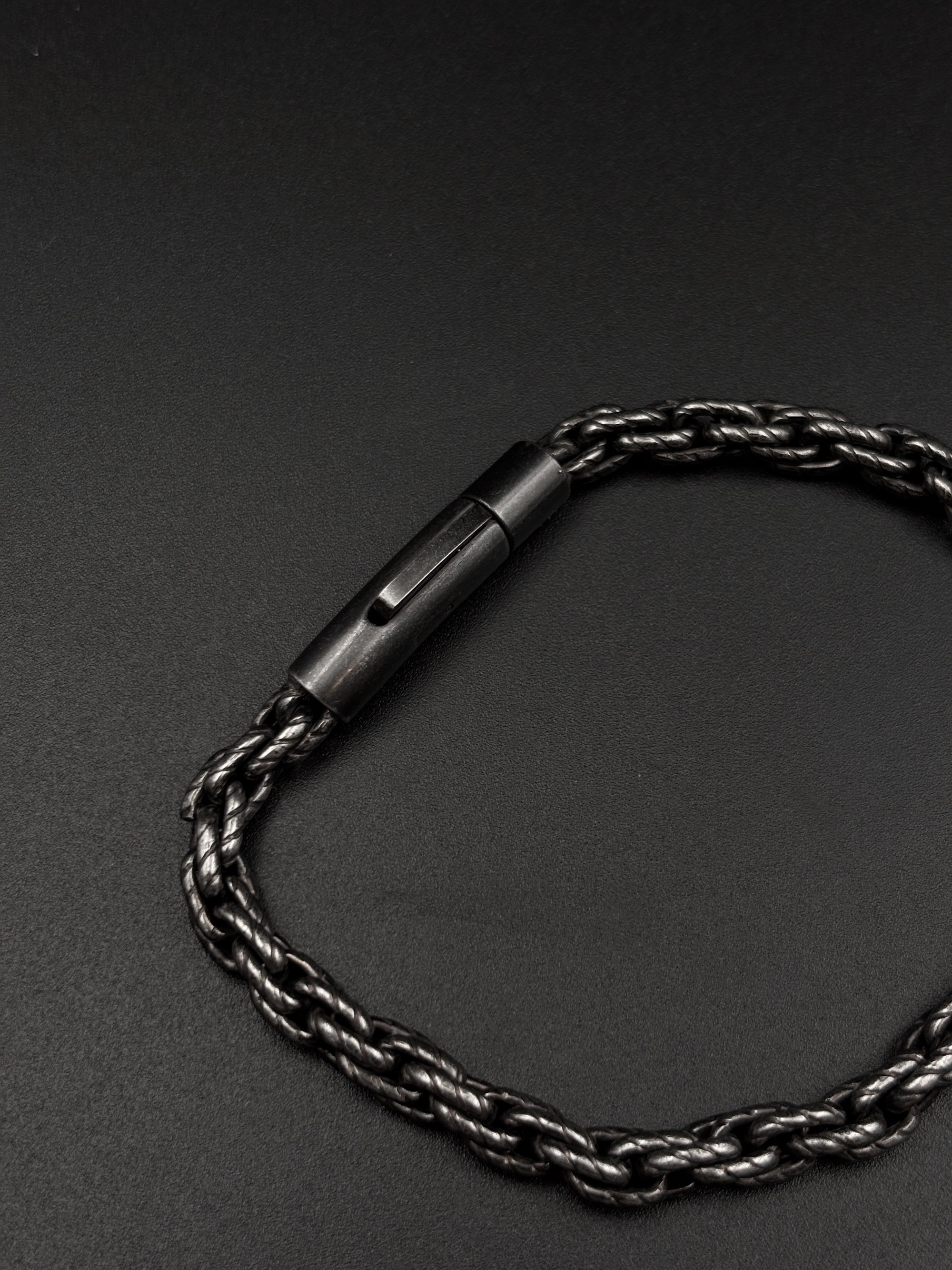 Twisted Chain Bracelet - Gunmetal