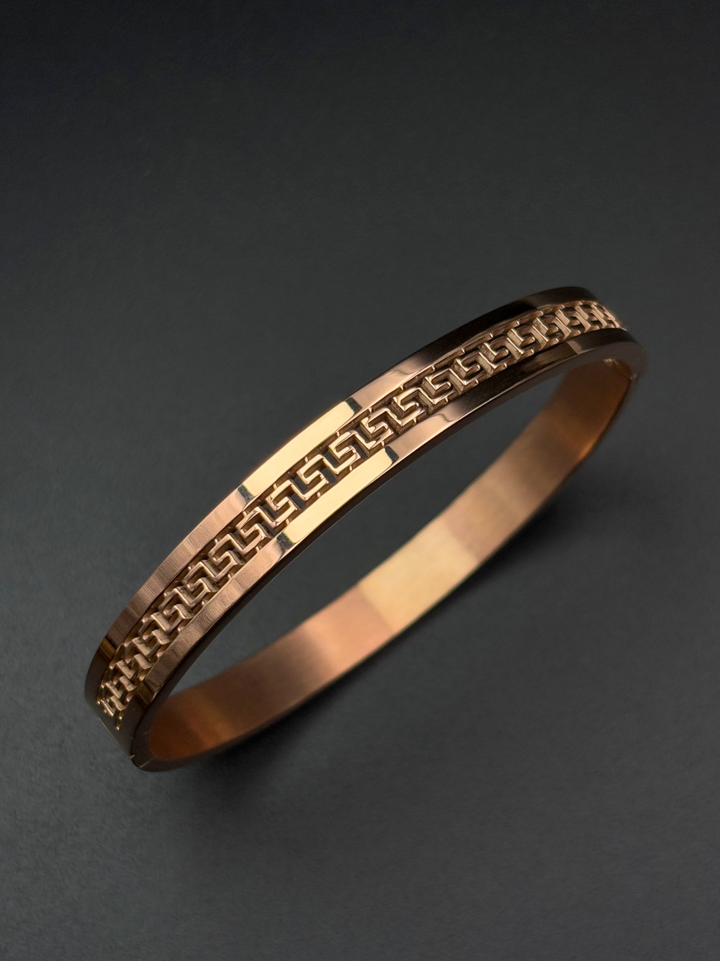 Greeky Design Cutwork Kada