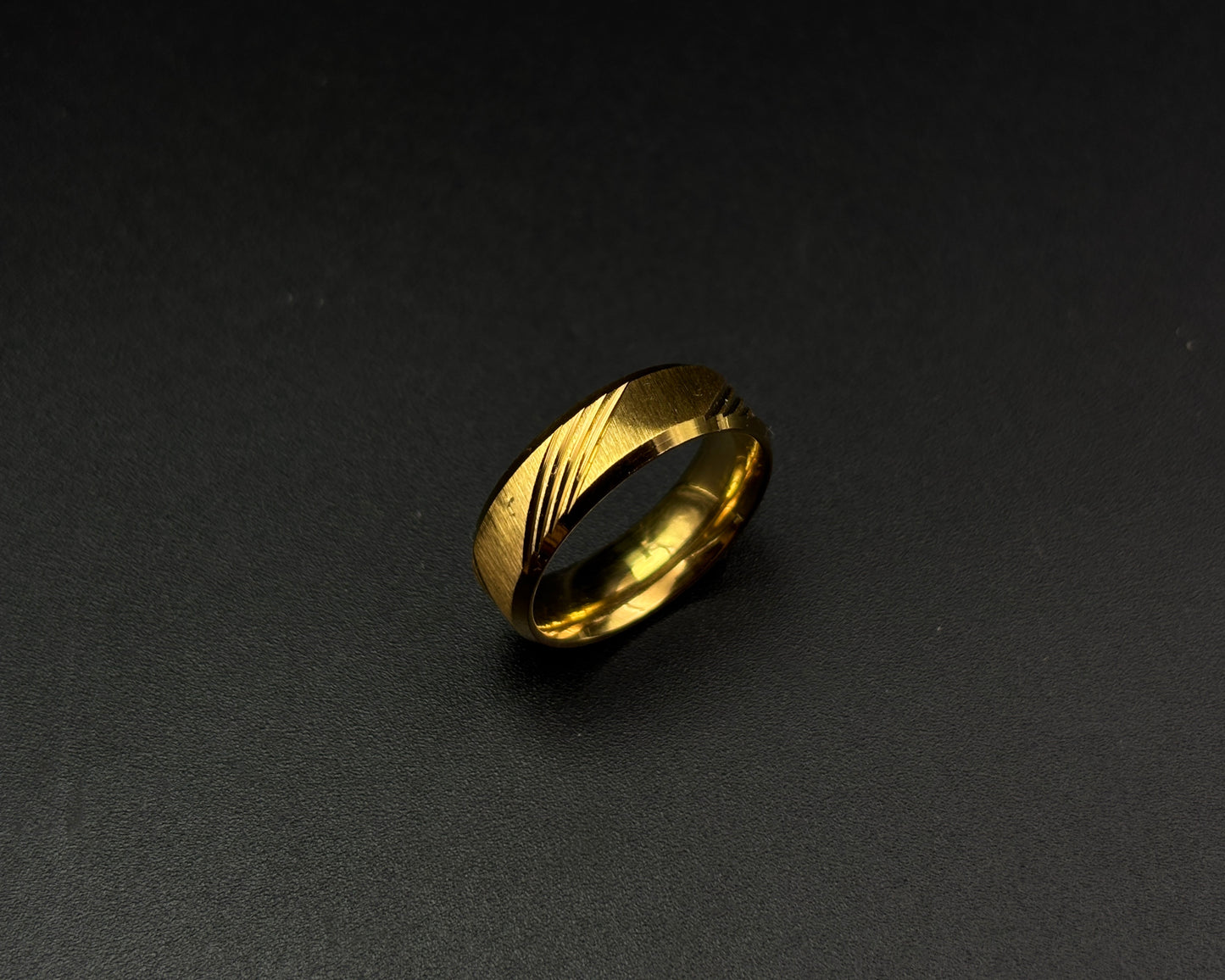 Matty Core Ring