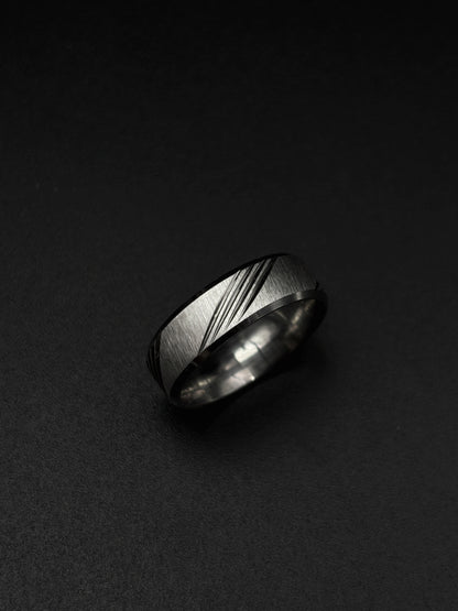 Matty Core Ring