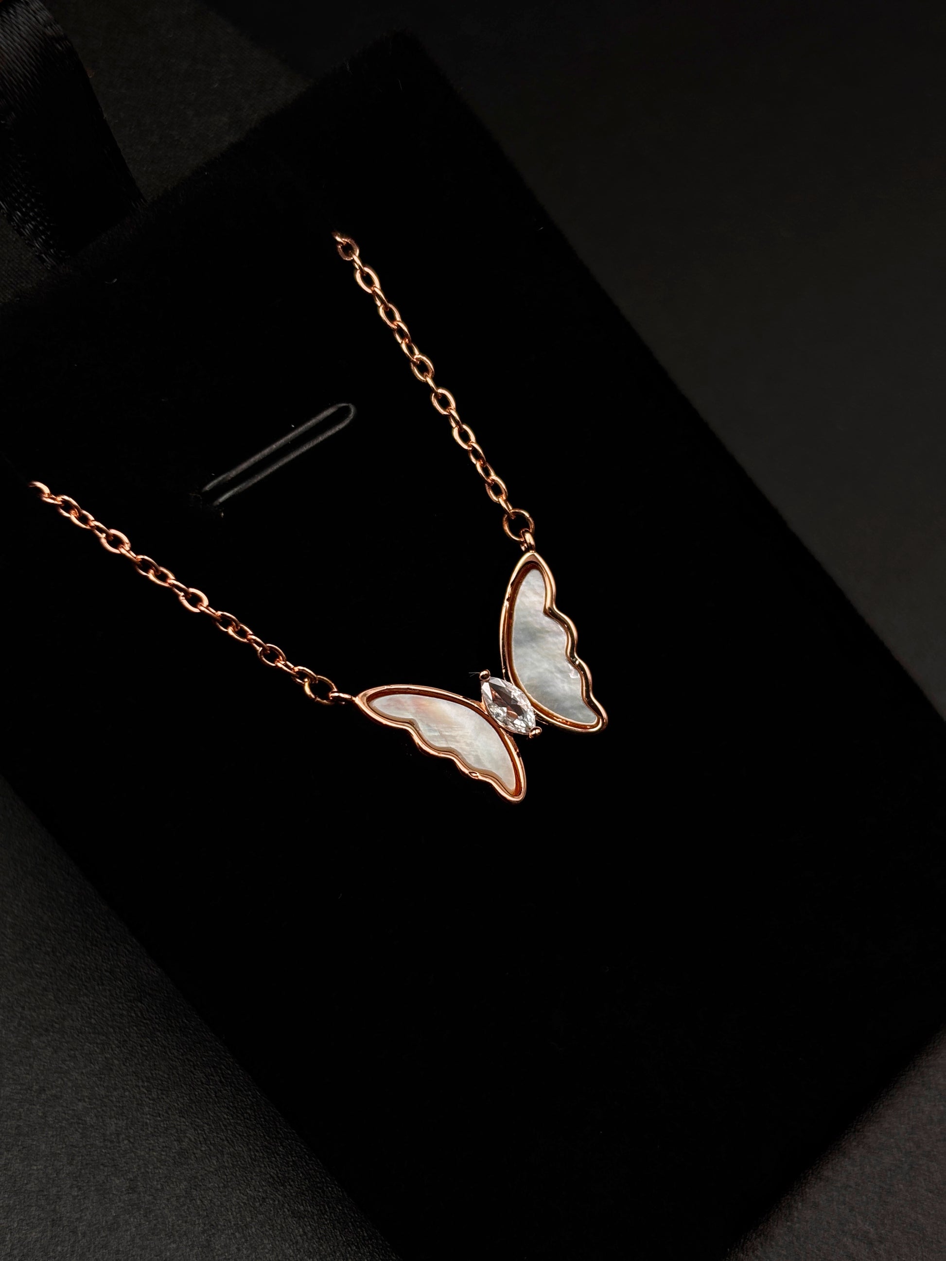 Rosegold Butterfly Necklace - Vrp Fashions 