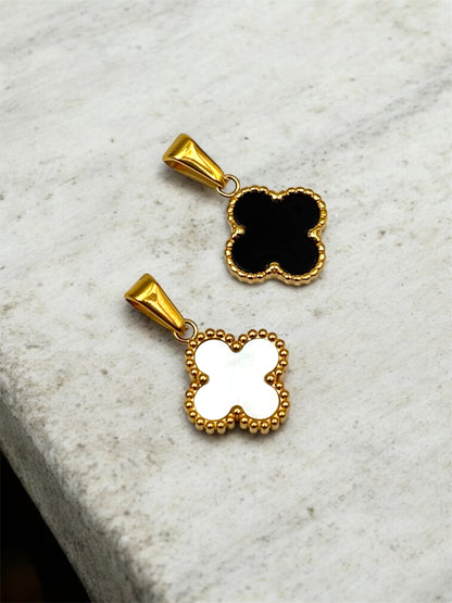 Clover Minimal Necklace