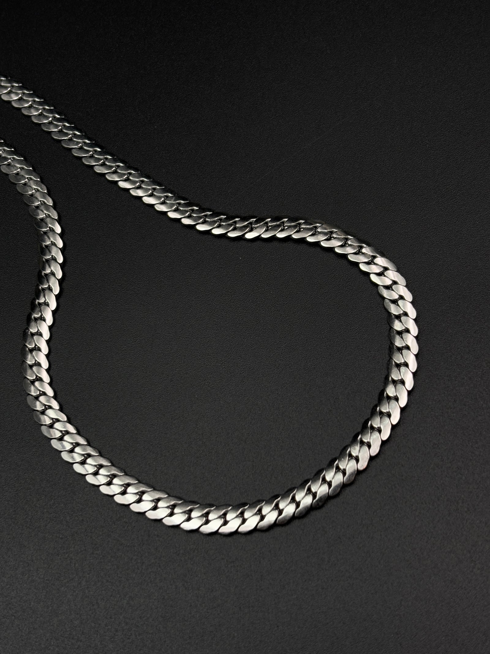 Stylish Omega Chain Necklace For Men