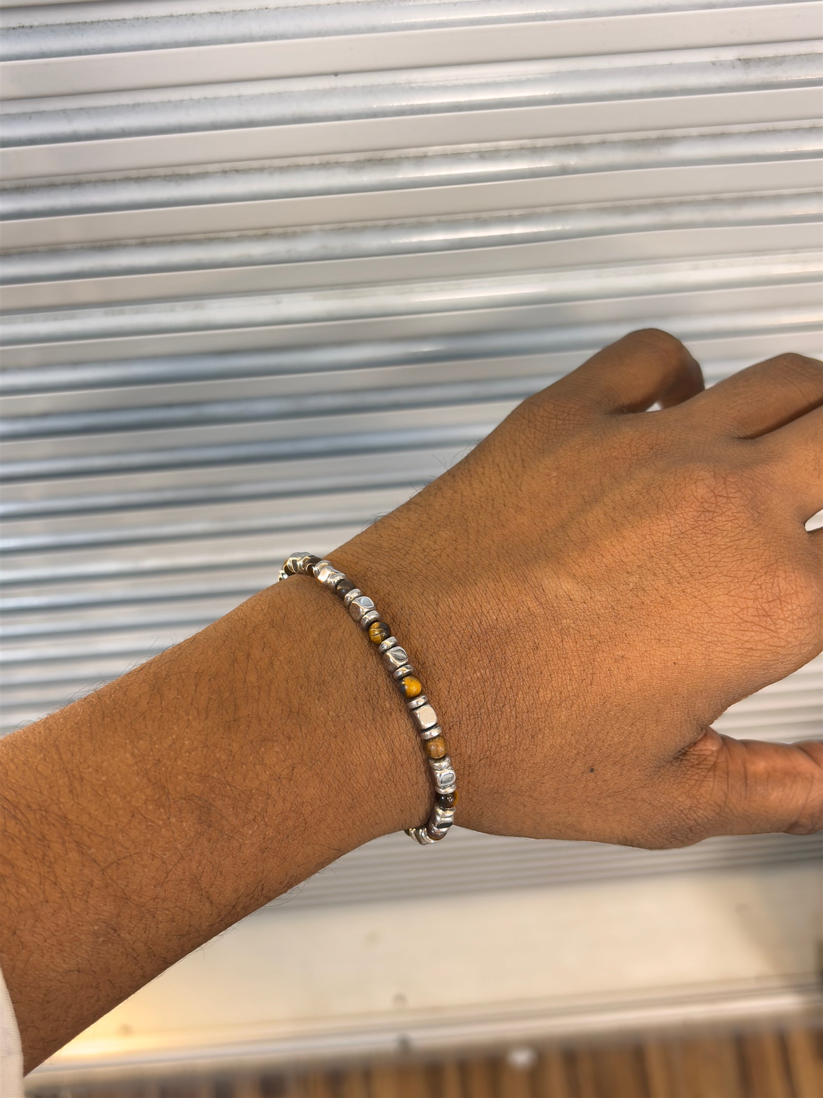 Shades of Beads Tiger Eye Bracelet Adjustable Size