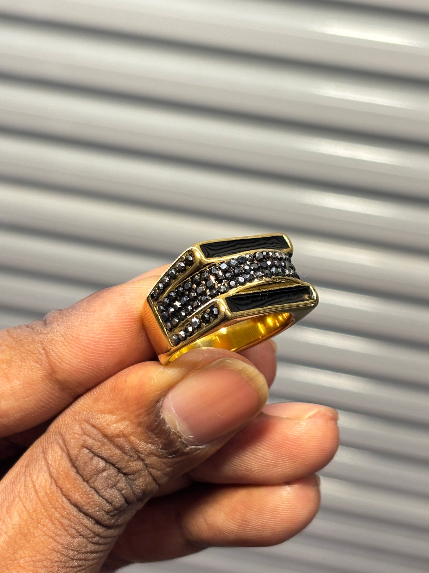 Raze Ring